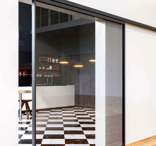 system przesuwny w czarnej ramie