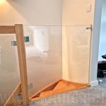 szklane zabezpieczenie przed psem i kotem